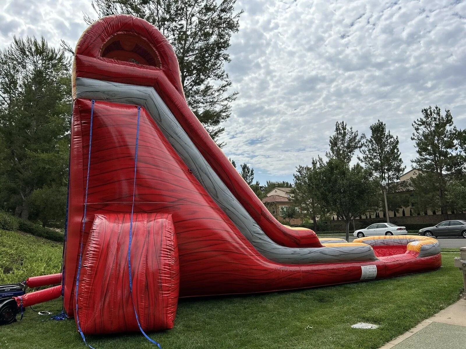 22ft COMMERCIAL GRADE RED MARBLE INFLATABLE WATERSLIDE  w/ 1.5 Blower (OPEN BOX)