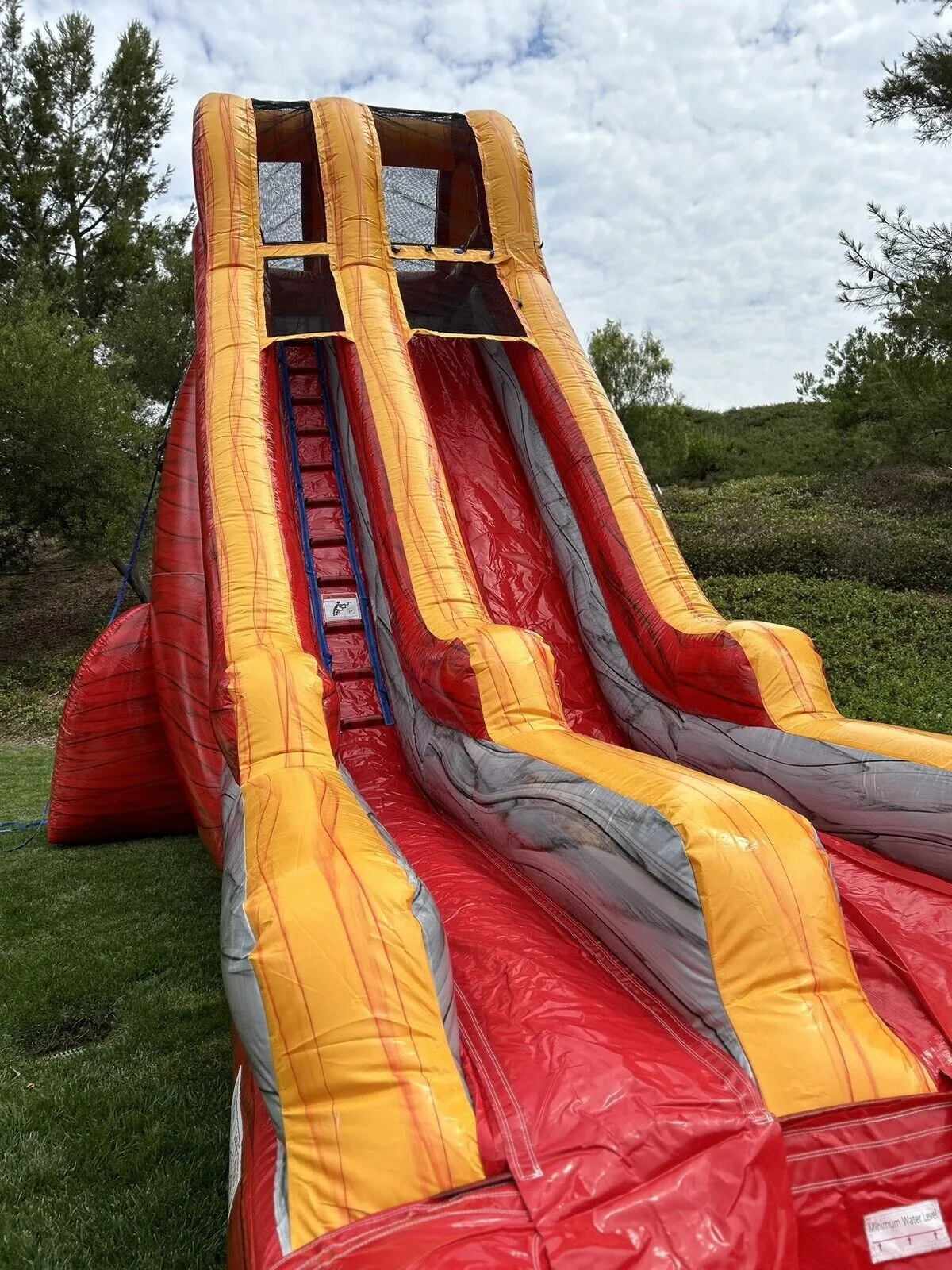 22ft COMMERCIAL GRADE RED MARBLE INFLATABLE WATERSLIDE  w/ 1.5 Blower (OPEN BOX)
