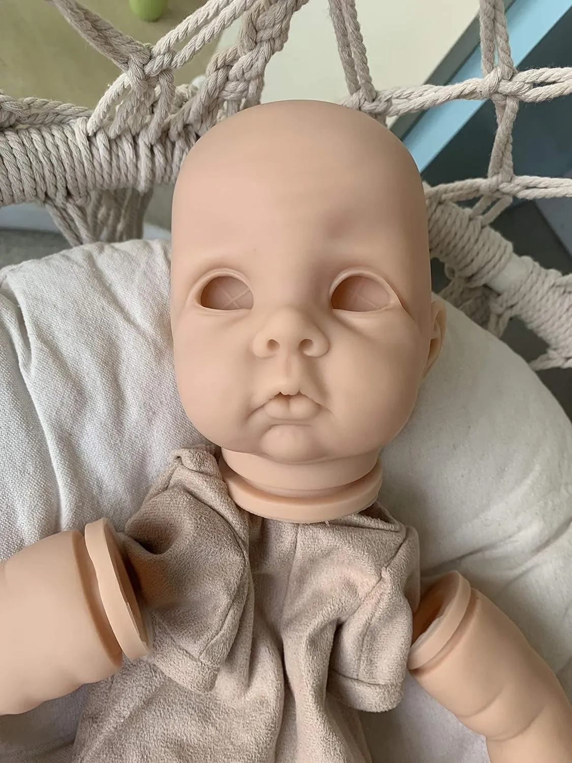 Cloth Body and Blue Eyes Blank Unpainted Silicone Mold Sets premature refinement monetary rear mill DIY Realistic Smile Reborn Baby Dolls Toys for Your Own Angelbaby 22inch Reborn Doll Kits with 